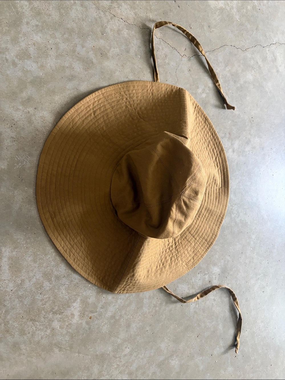 BAGGU Wide Brim Sun Hat in Light Brown